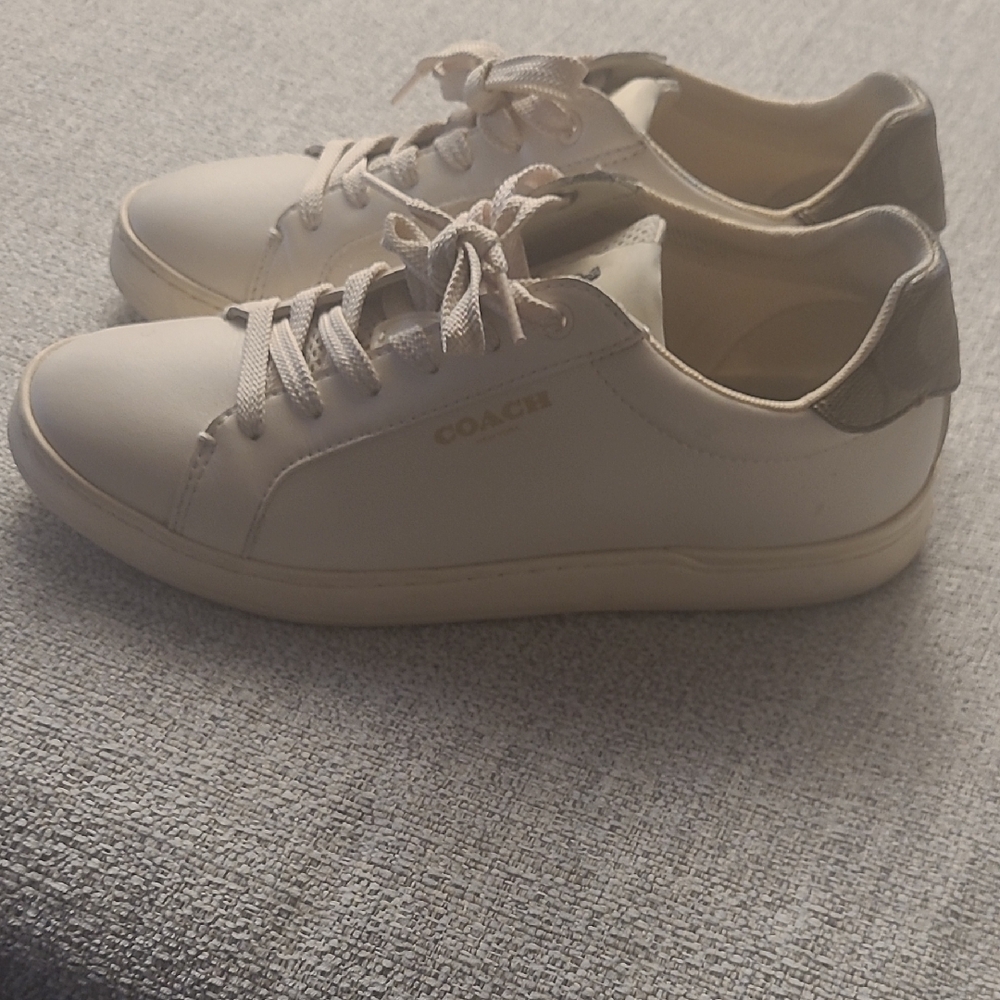Coach Cream Sneakers Minimalist Design